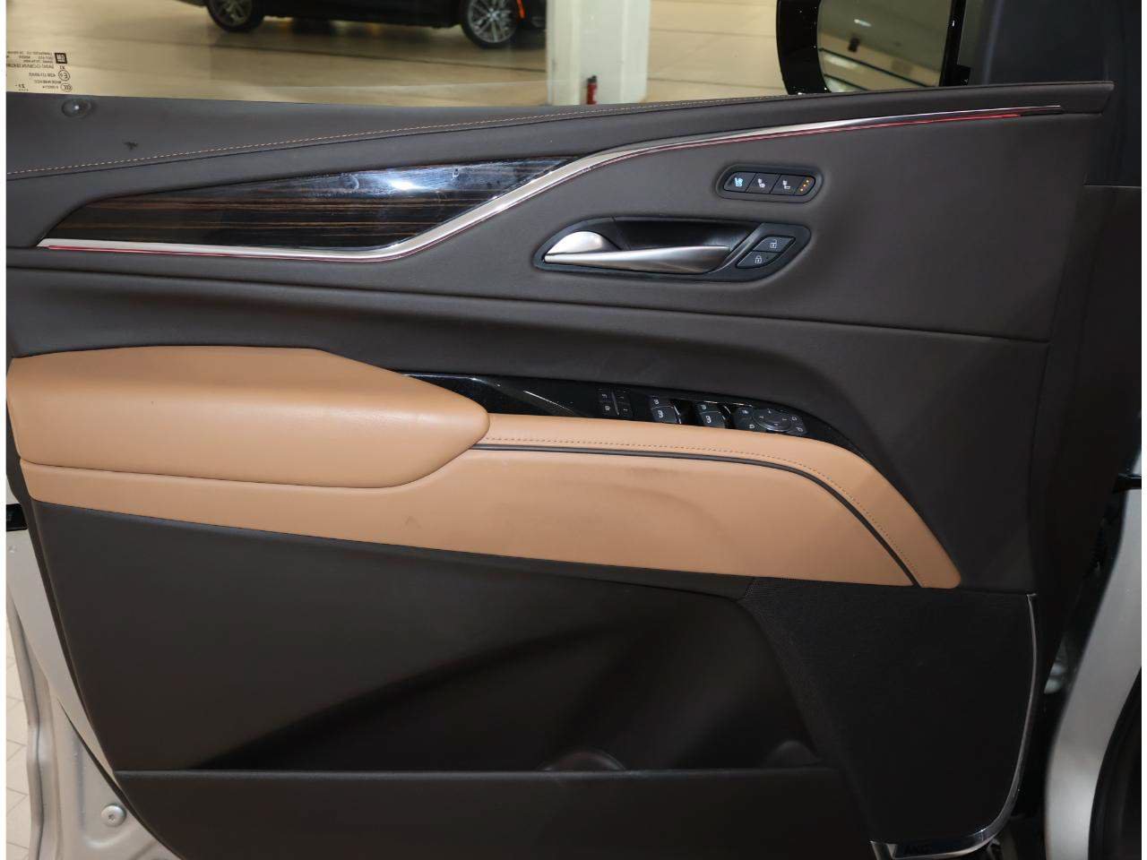 Used 2024 Cadillac Escalade Sport w/ LPO, ONYX Package AWD/4WD image 8