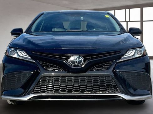 Used 2022 Toyota Camry XSE FWD image 2