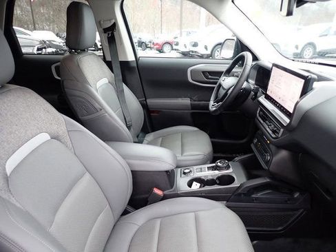 Certified 2025 Ford Bronco Sport Badlands image 11