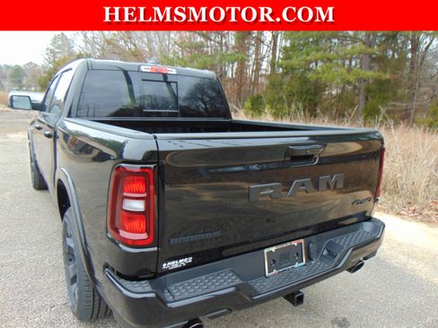 New 2026 RAM 1500 Big Horn w/ Night Edition AWD/4WD image 9