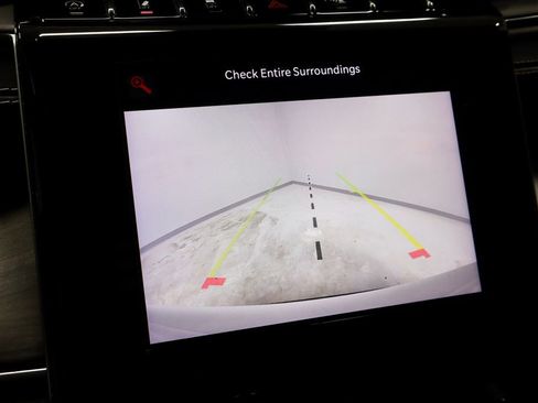 Used 2022 Jeep Grand Cherokee L Limited w/ Trailer Tow Group (B) image 2