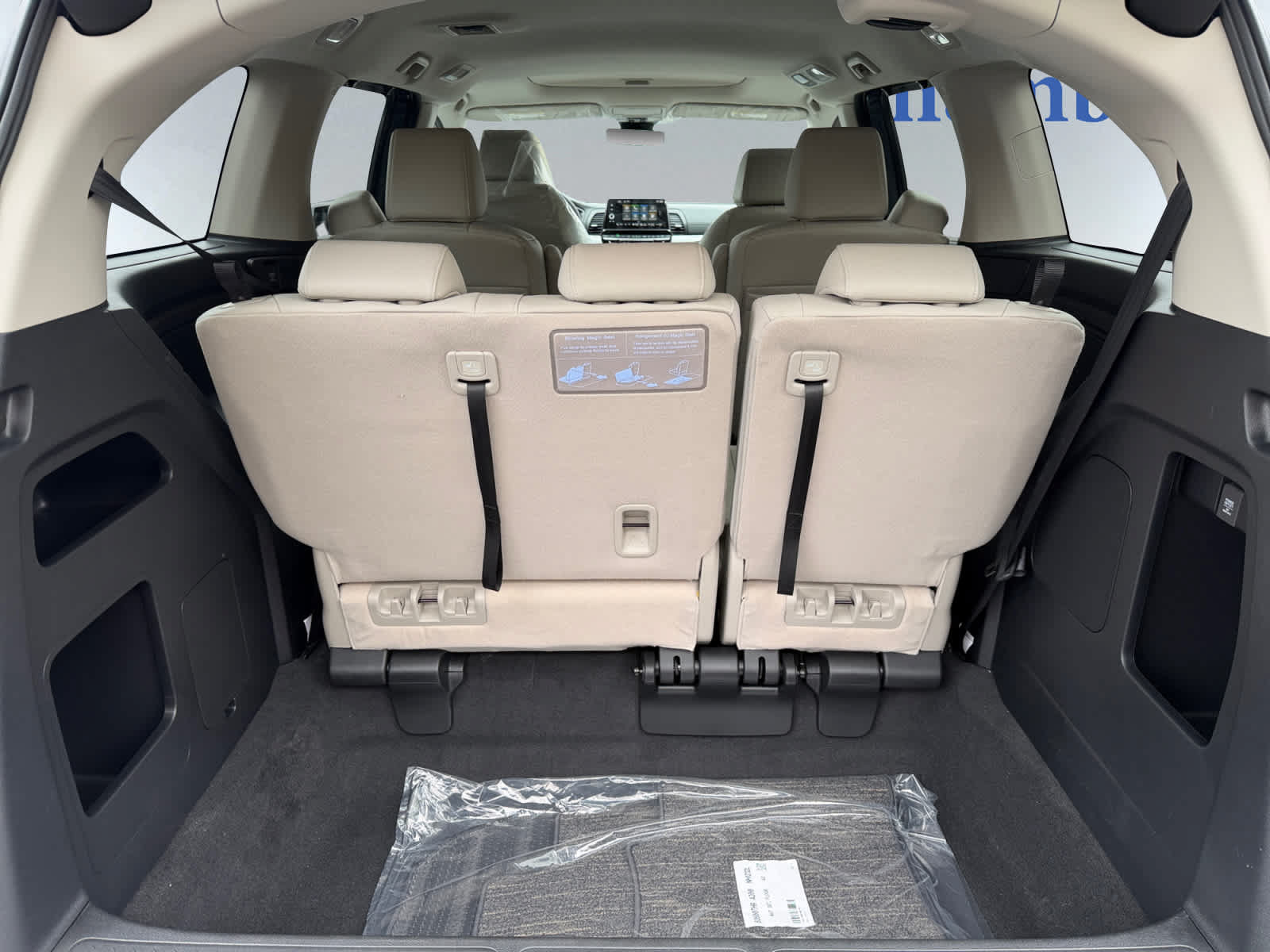 New 2027 Honda Odyssey EX-L image 4