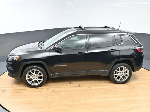 Used 2022 Jeep Compass Latitude AWD/4WD image 7