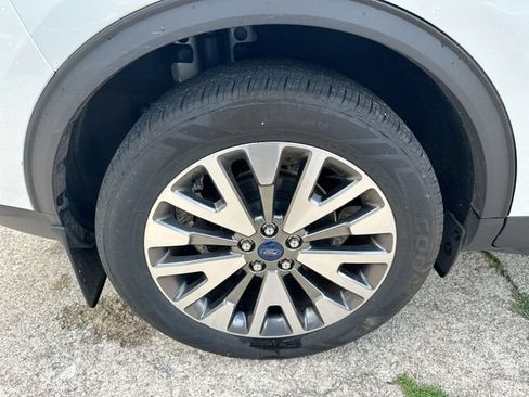 Used 2020 Ford Escape Titanium AWD/4WD image 48