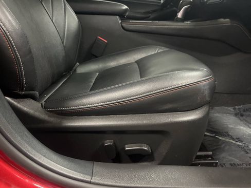 Used 2023 Nissan Altima 2.0 SR FWD image 11