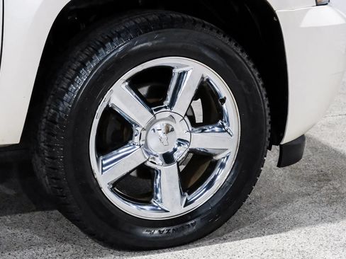 Used 2013 Chevrolet Tahoe LTZ RWD image 61