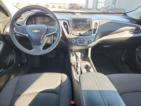 Used 2024 Chevrolet Malibu LT image 10