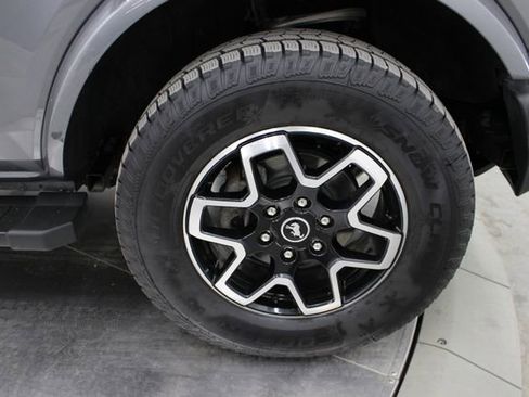 Used 2023 Ford Bronco Outer Banks AWD/4WD image 60