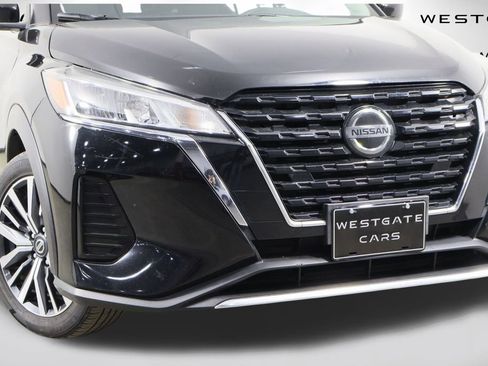 Used 2021 Nissan Kicks SV image 40