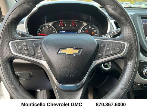 Used 2020 Chevrolet Equinox LT image 11
