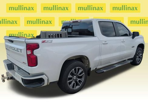 Used 2020 Chevrolet Silverado 1500 RST w/ Texas Edition AWD/4WD image 2