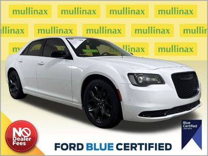 Used 2023 Chrysler 300 Touring w/ Safetytec Plus Group