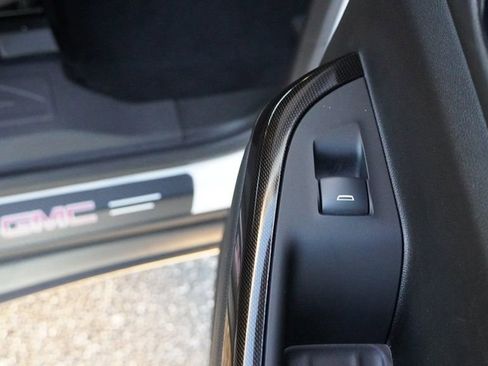 Used 2023 GMC Acadia AT4 w/ Technology Package image 24