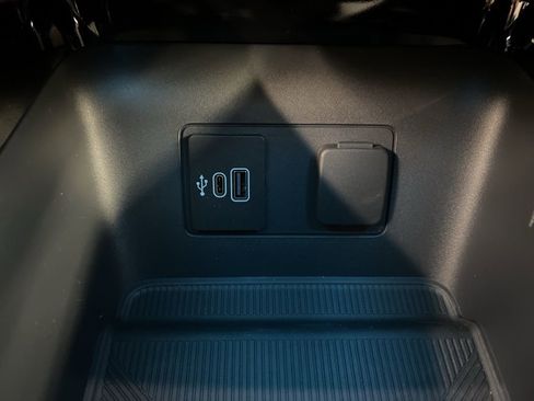 New 2026 Ford Explorer Platinum w/ LUX Leather Package image 15