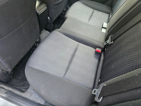 Used 2010 MAZDA MAZDA3 i Touring image 21