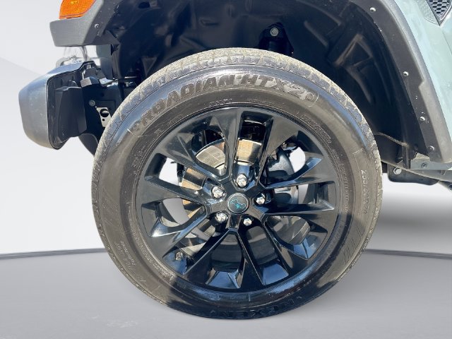 Used 2025 Jeep Wrangler Unlimited Sahara w/ Safety Group AWD/4WD image 10