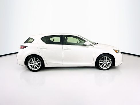 Used 2017 Lexus CT 200h w/ Navigation System Package FWD image 10