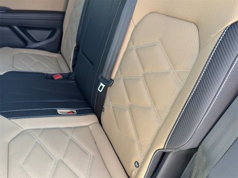 New 2026 Volkswagen Atlas Cross Sport SE image 36