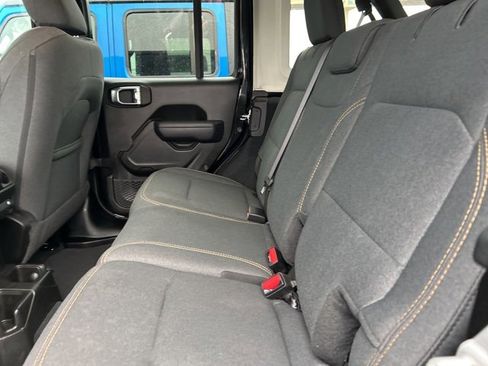 Used 2024 Jeep Wrangler Sport S image 42
