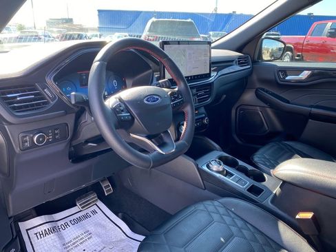 Used 2024 Ford Escape ST-Line Elite w/ Premium Technology Package image 11