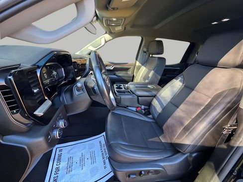 Used 2024 GMC Sierra 1500 SLT image 21