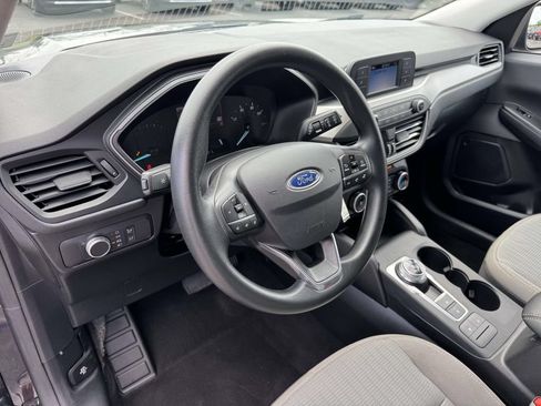 Used 2021 Ford Escape S AWD/4WD image 2
