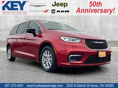 Certified 2024 Chrysler Pacifica Touring-L