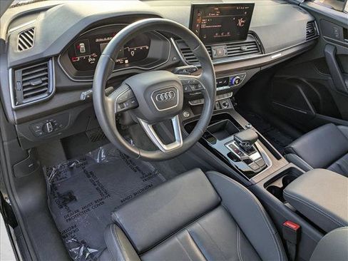Certified 2025 Audi Q5 2.0T Premium Plus w/ Premium Plus Package image 10