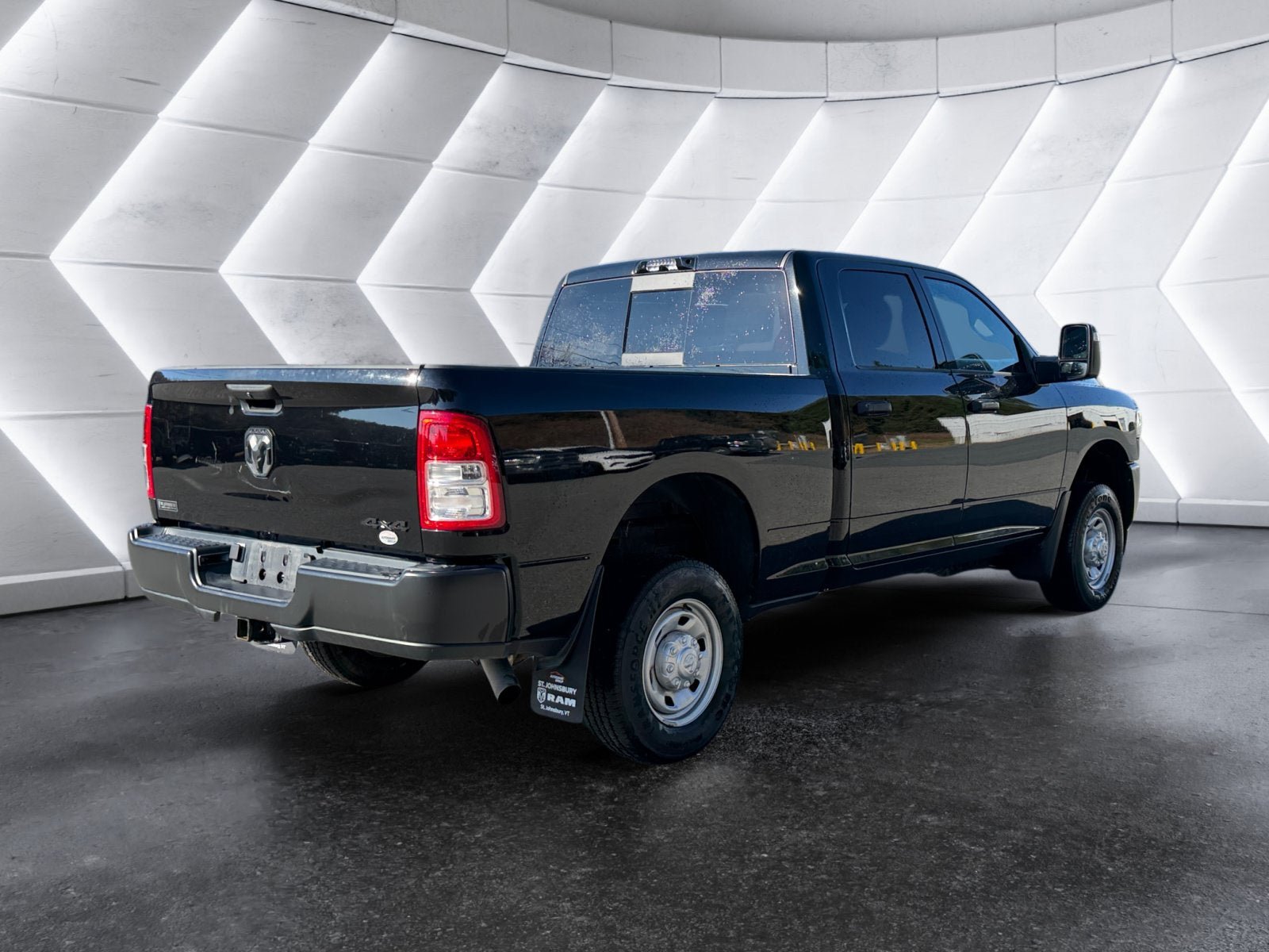 Used 2024 RAM 2500 Tradesman AWD/4WD image 5