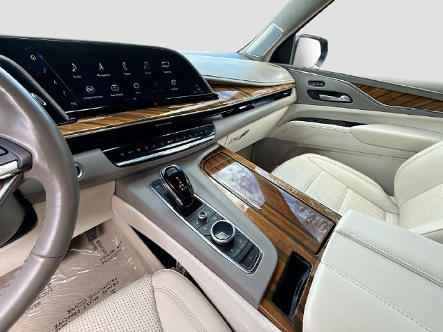 Used 2024 Cadillac Escalade Sport Platinum AWD/4WD image 32