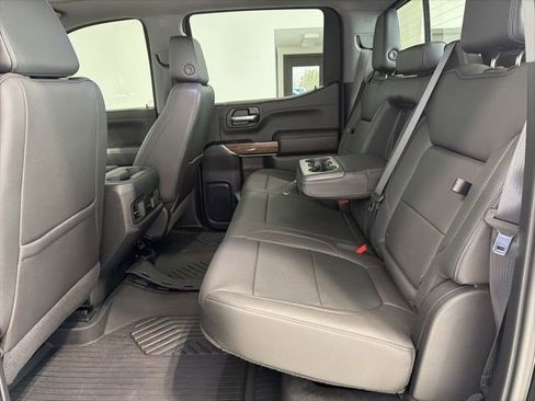 Used 2022 Chevrolet Silverado 1500 LT Trail Boss w/ LT Trail Boss Premium Package image 27