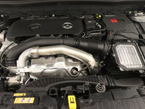 New 2026 Mercedes-Benz GLB 250 image 11