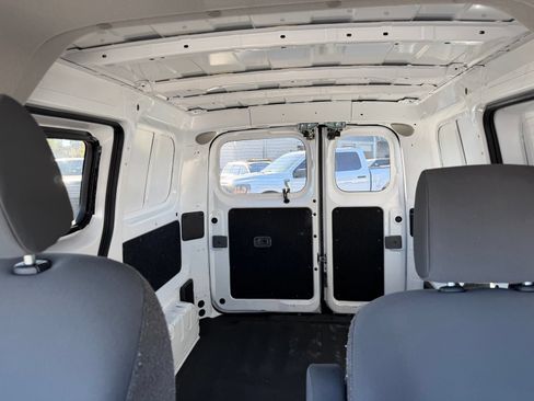 Used 2018 Nissan NV200 SV w/ Navigation Package FWD image 12