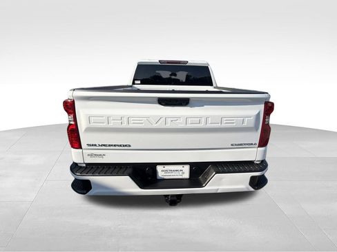 Used 2023 Chevrolet Silverado 1500 Custom AWD/4WD image 6