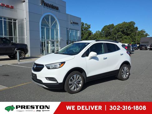 Used 2019 Buick Encore Preferred AWD/4WD image 1