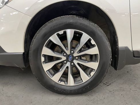 Used 2017 Subaru Outback 2.5i Limited image 14