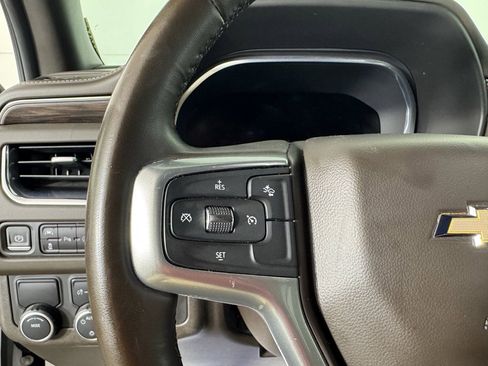 Used 2023 Chevrolet Suburban LT image 19
