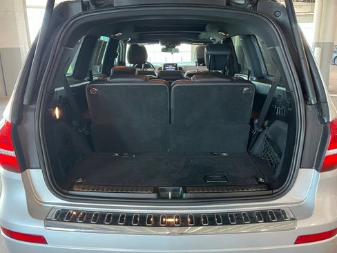 Used 2019 Mercedes-Benz GLS 450 4MATIC image 10