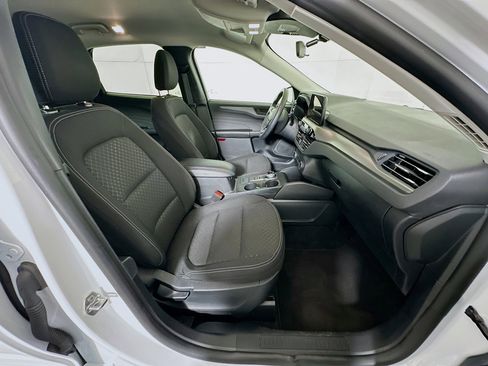 Used 2025 Ford Escape Active image 31