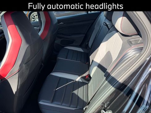 Used 2022 Volkswagen GTI SE image 10