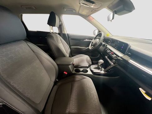 New 2026 Kia Seltos S image 28