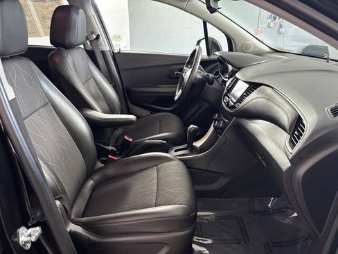 Used 2022 Chevrolet Traverse LT AWD/4WD image 24