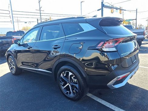 Used 2024 Kia Sportage EX w/ EX Premium Package image 4