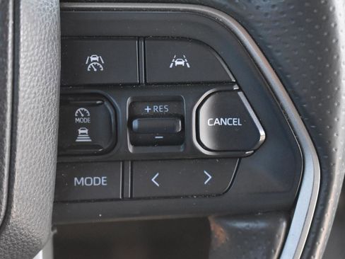 Used 2025 Toyota 4Runner TRD Off-Road AWD/4WD image 10