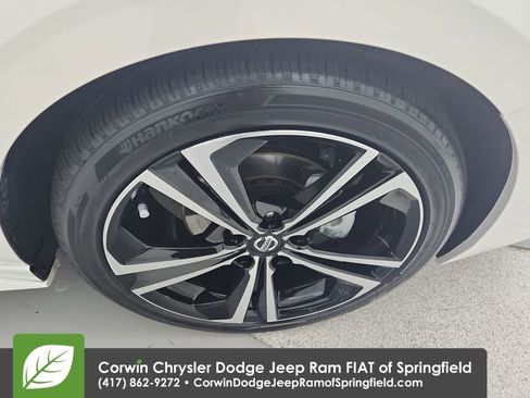 Used 2023 Nissan Sentra SR w/ Electronics Package image 33