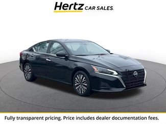 Used 2025 Nissan Altima 2.5 SV FWD video 1