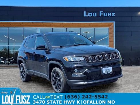 New 2026 Jeep Compass Latitude AWD/4WD image 1