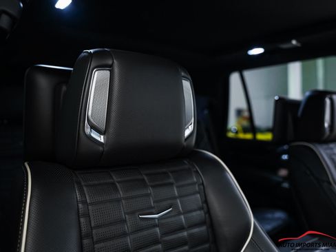 Used 2023 Cadillac Escalade V AWD/4WD image 51