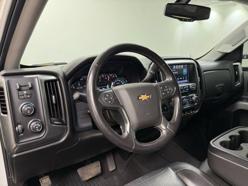 Used 2018 Chevrolet Silverado 1500 LT w/ All Star Edition AWD/4WD image 13