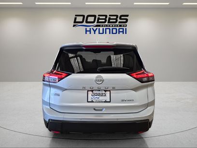 Used 2024 Nissan Rogue SV